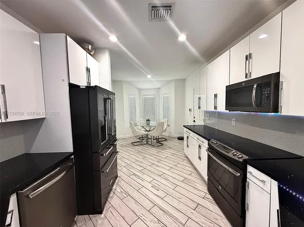 2602 Augusta Dr, Homestead, FL 33035