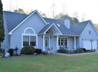 8175 S Brinton Rd, Blanchard, MI 49310