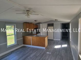 20 Hall Ln, Carmel, ME 04419