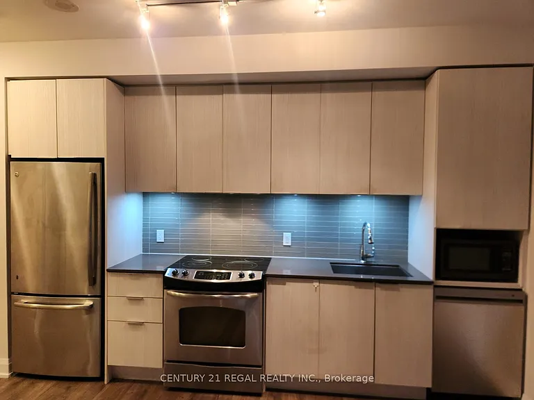 110 Marine Parade Dr #509 — Photo 3