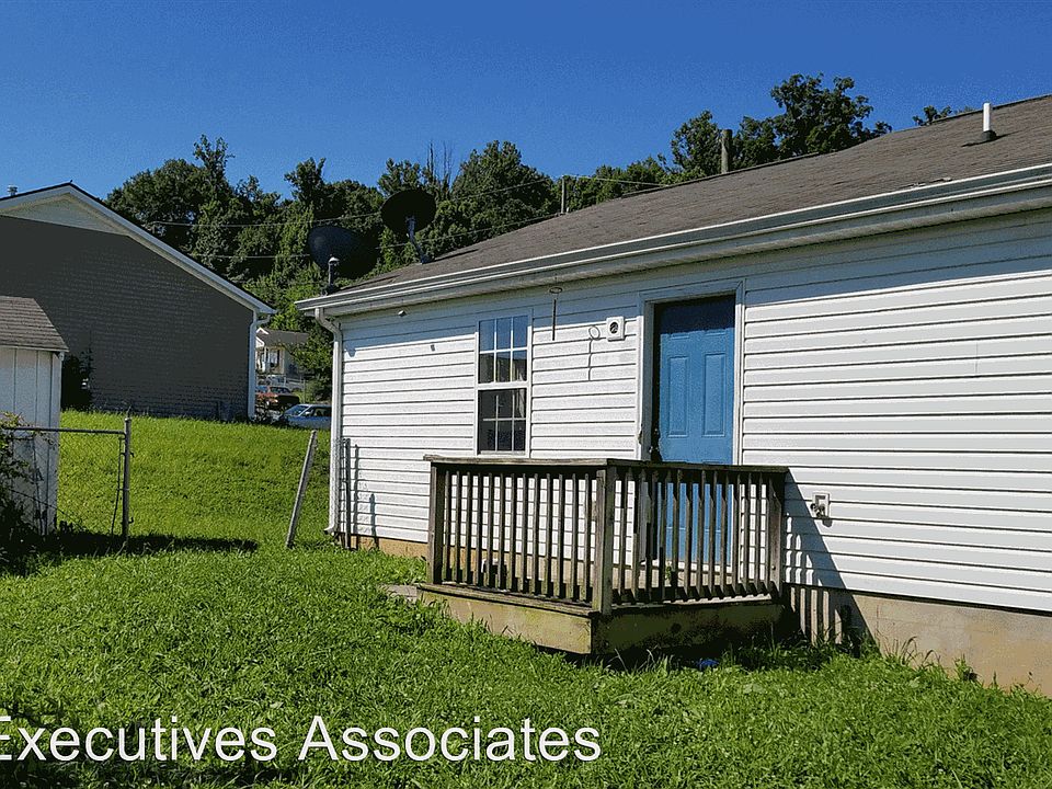 2nd image of 1716 Cathedral Ln