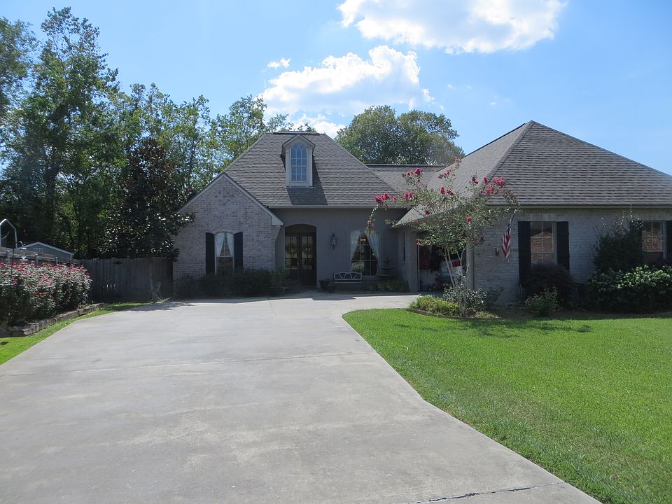 1st image of 506 Cypress Cv
