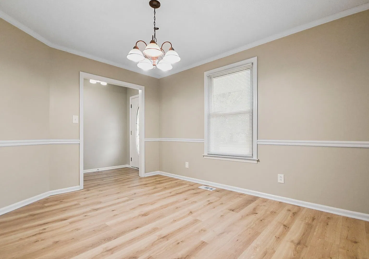 Pet Friendly Three Bedroom! — Photo 3