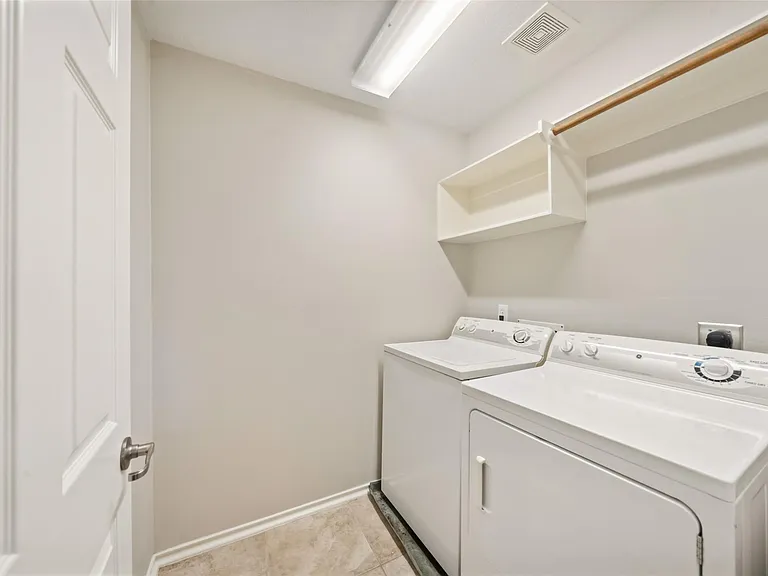 3 Whitekirk Pl — Photo 24