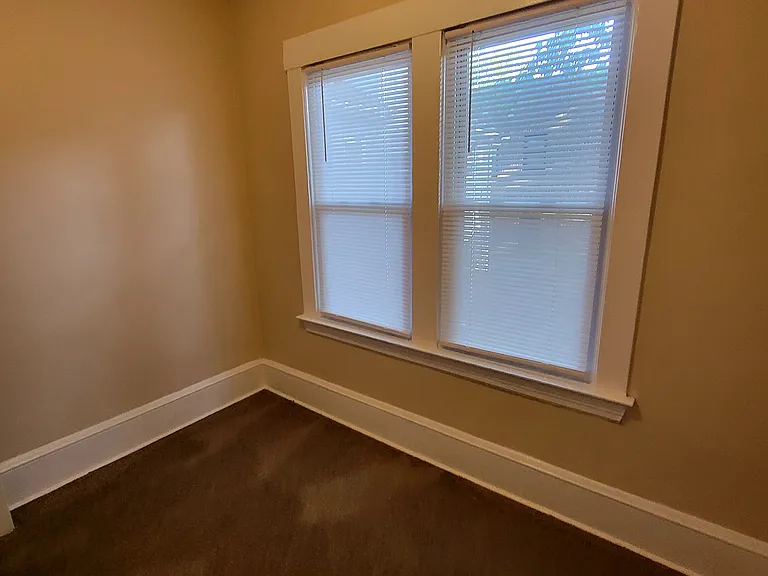 2266 Grandview Ave — Photo 35