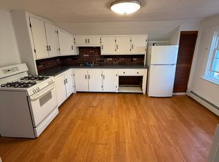 324 Admiral St Floor 2, Providence, RI 02908