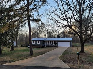 182 Hickory Ln, Jacksonville, AL 36265