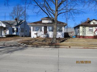 1106 E 2nd St, Centralia, IL 62801