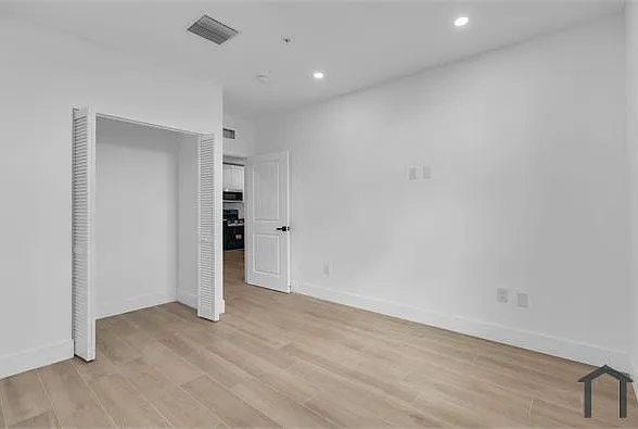 1037 NW 2nd St #2C — Photo 10