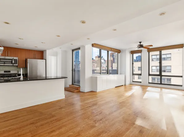 242 East 25th Street image 3 of 9