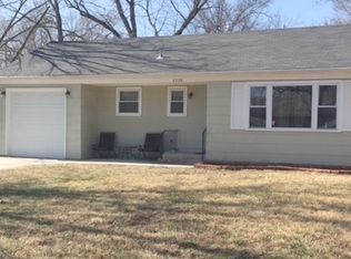 2325 SW Duncan Dr, Topeka, KS 66614