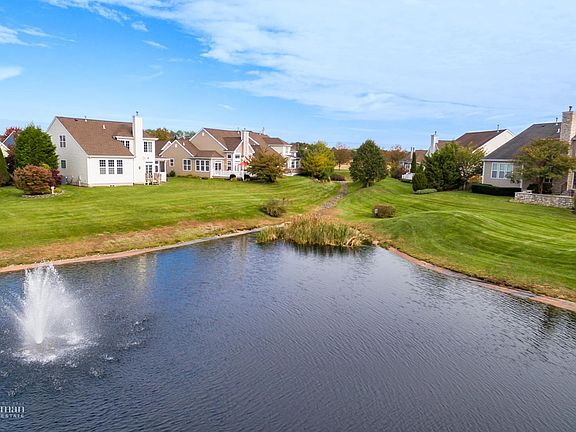 2nd image of 71 Wake Robin Ln