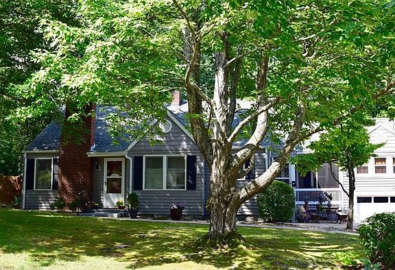 2nd image of 383 Balsam Dr
