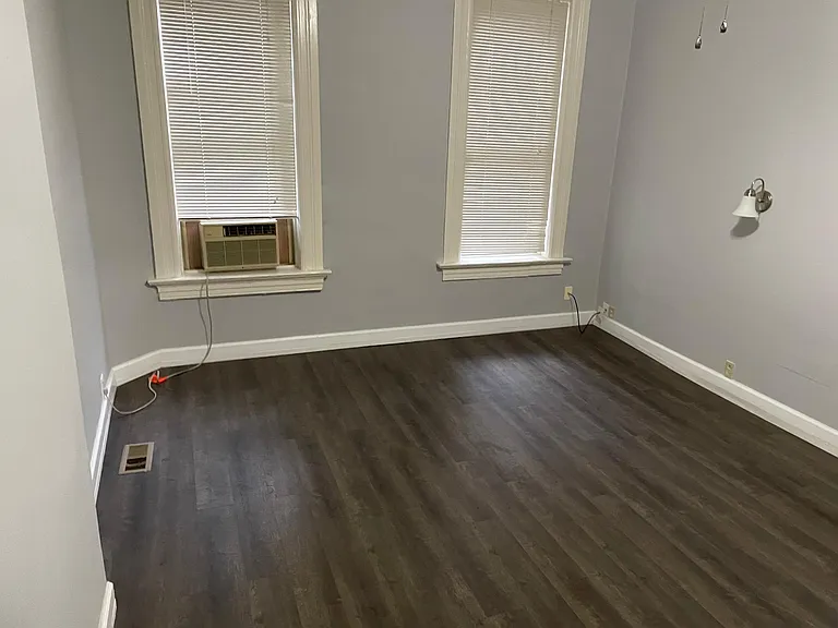 5154 Waterman Blvd #B — Photo 11