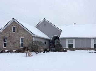 8977 Brockway Dr, Pinckney, MI