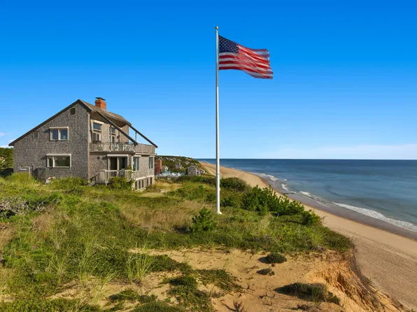 90 Cliff Road, Wellfleet, MA 02667