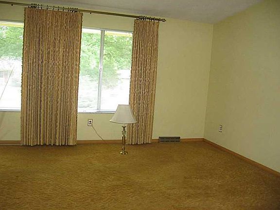 5th image of 6259 Afton Dr
