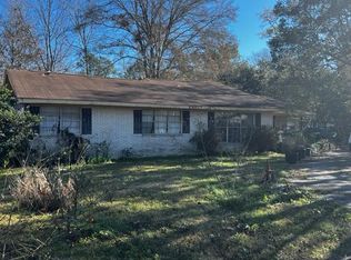 106 S Elmwood St, Picayune, MS 39466