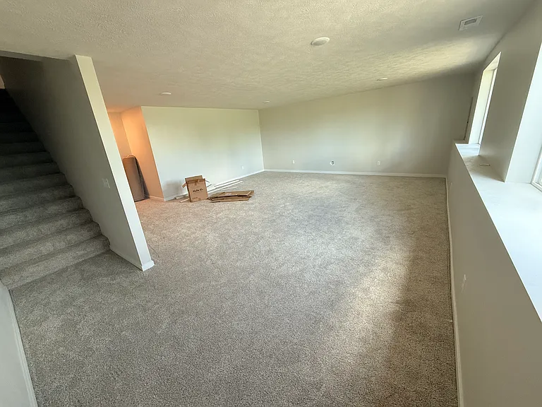 537 W Corsac Rd — Photo 22