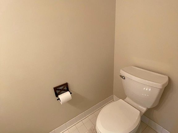 4th image of 8938B Milford Haven Ct #B