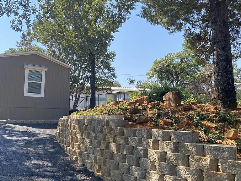 4330 Bradley Ln — Photo 2