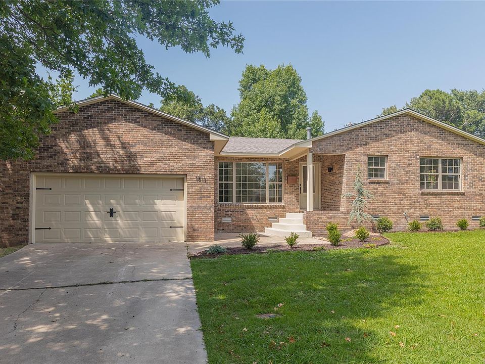 1st image of 1511 Wichita Ave