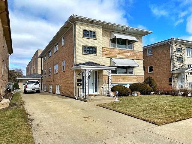 1st image of 8608 W Carmen Ave #1