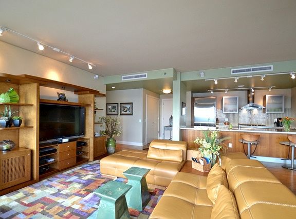2nd image of 340 E Randolph St APT 3303