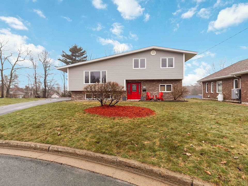 1st image of 52 Stoneridge Ct