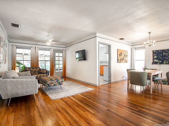 4th image of 430 DONALDSON AVE