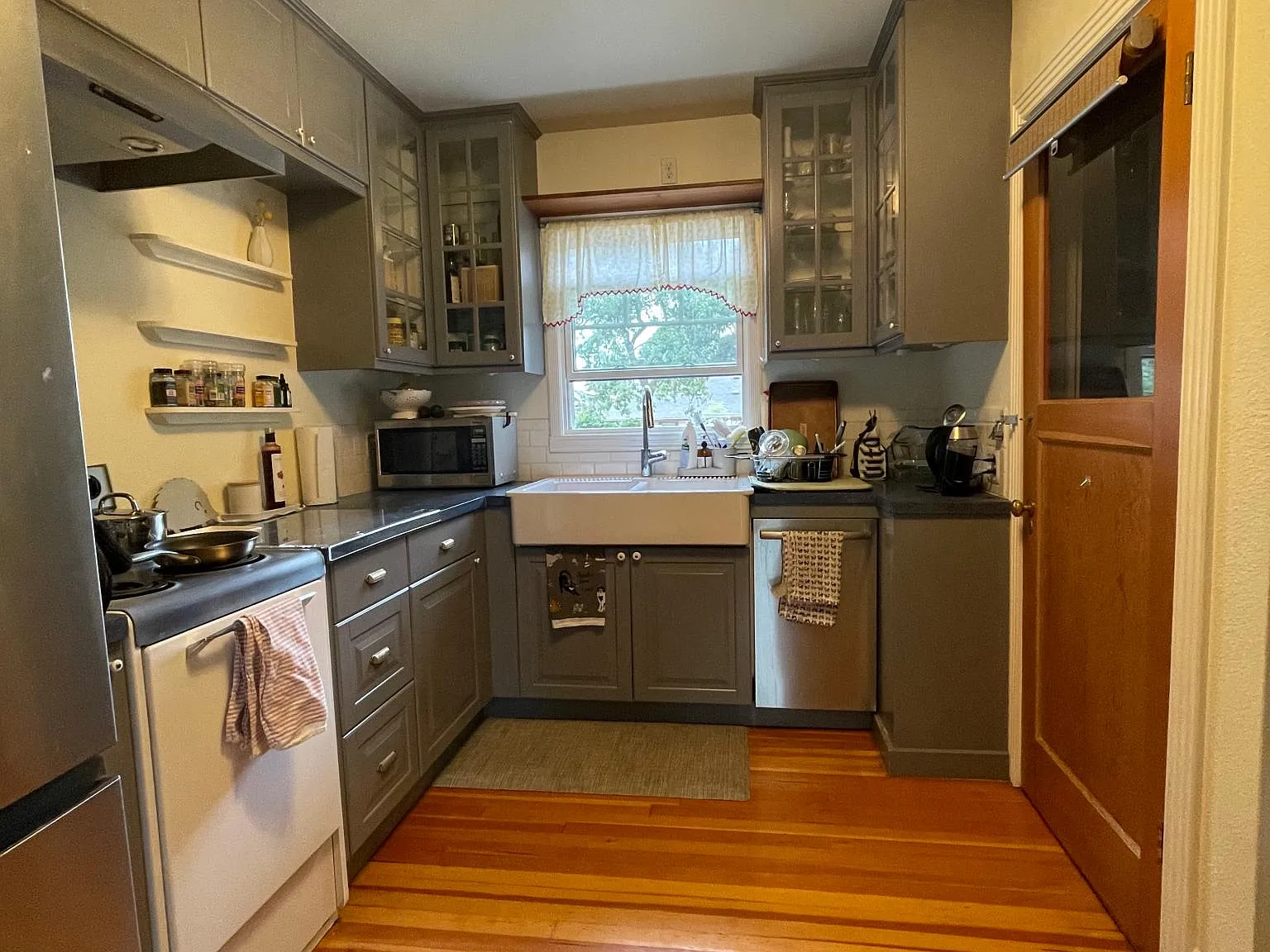 3 bed, 1626 sqft, $3,125 — Photo 4