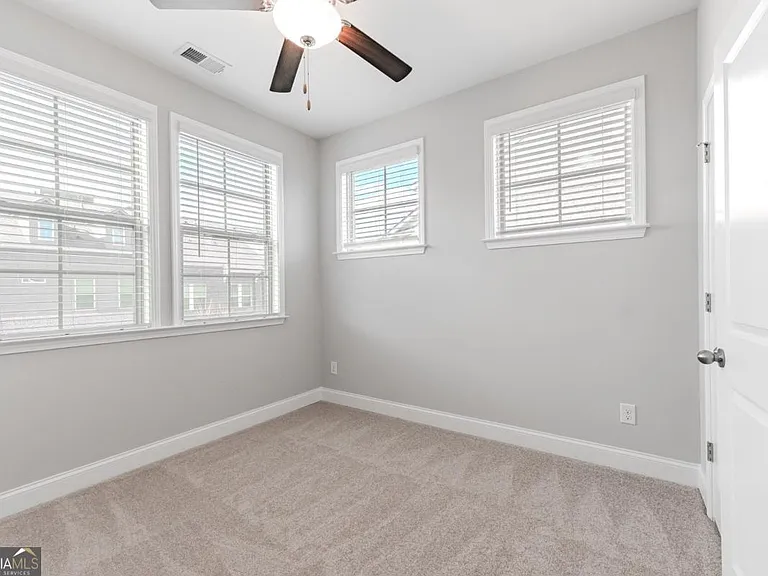5051 Pinckney Ln — Photo 50