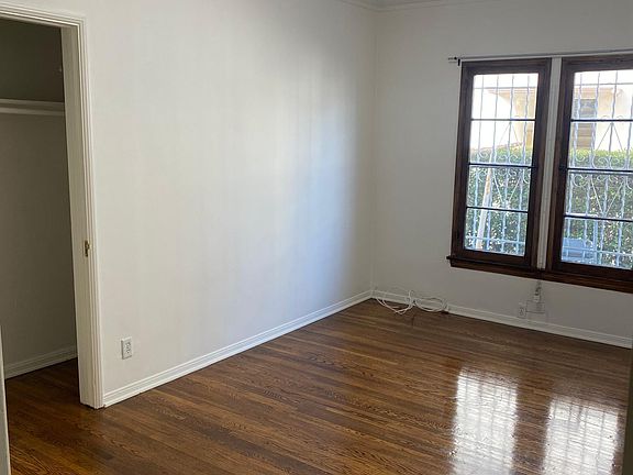 5th image of 1547 S Holt Ave #1547