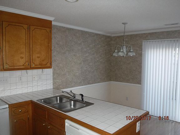 3rd image of 3959 Qqq2 Sterling Pointe Dr
