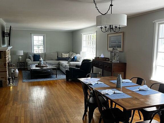 3rd image of 97 E Terrace Ave