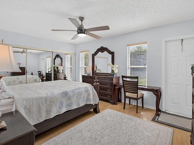 5037 Lakefront Blvd #A — Photo 20