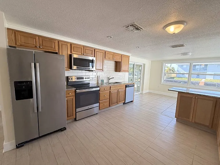 13237 Sunfish Dr — Photo 3
