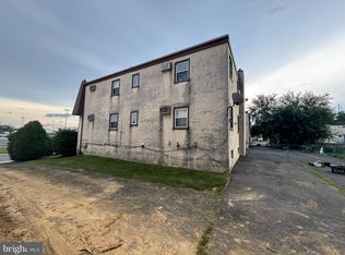 239 Glenside 239a Ave, Holmes, PA 19043