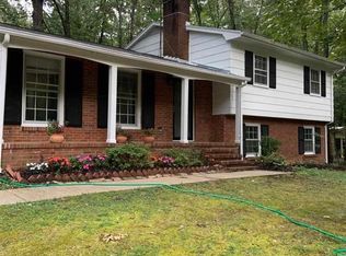 625 Tinkerbell Rd, Chapel Hill, NC 27517