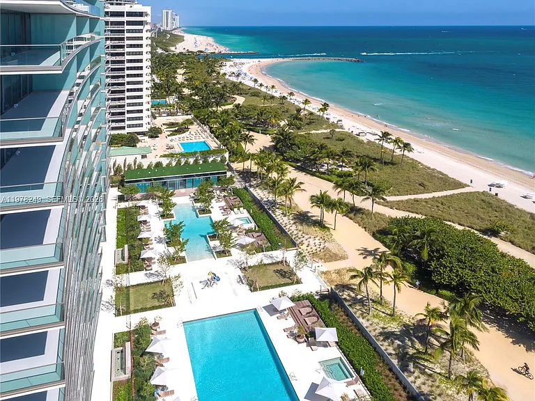10201 Collins Ave #707 — Photo 33