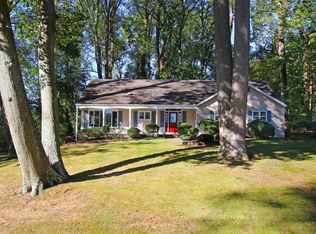 3 Blue Hills Dr, Holmdel, NJ 07733