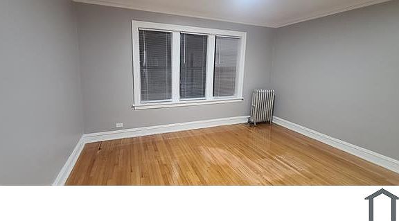 3rd image of 822 E 82nd St APT 3