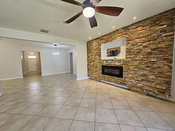 3rd image of 2718 Atherton Dr