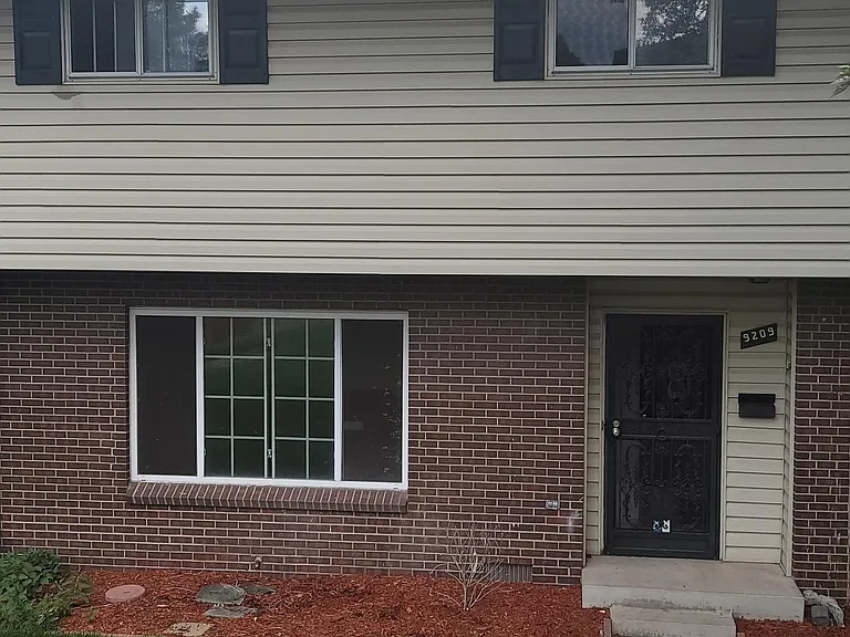 9209 E Nassau Ave — Photo 1