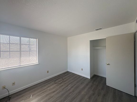 5th image of 6521 Sun Ranch Dr