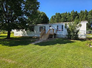 2236 S Fenner Rd, Caro, MI 48723