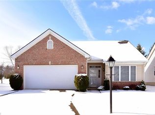 10410 E Ravine View Ct, North Royalton, OH