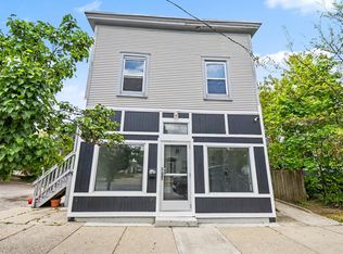 613 Fuller Ave SE, Grand Rapids, MI 49506