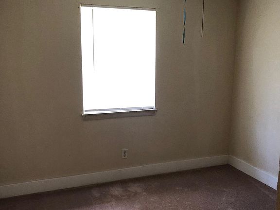 4th image of 6208 E 153rd St APT B