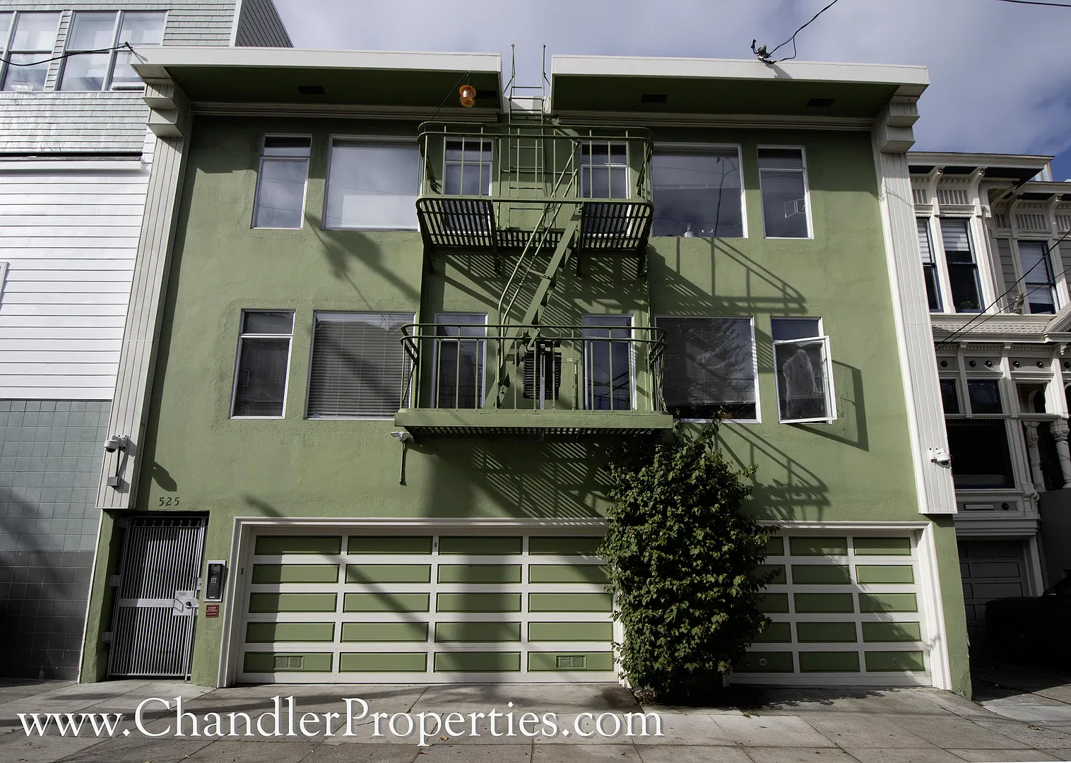 525 Cole Street Apt — Photo 1